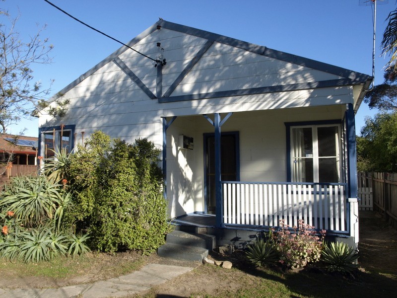 4 Osborne Avenue, Umina Beach NSW 2257