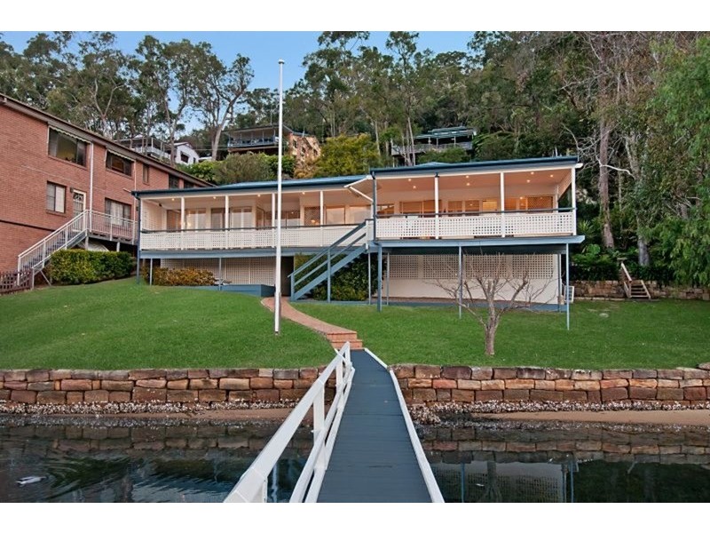 121-123 Taylor  Street, Woy Woy Bay NSW 2256