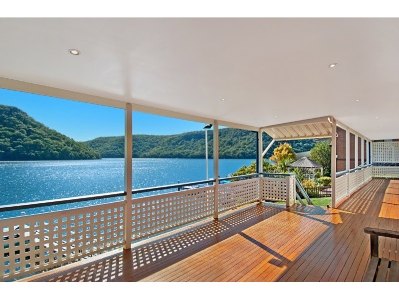 121-123 Taylor  Street, Woy Woy Bay NSW 2256