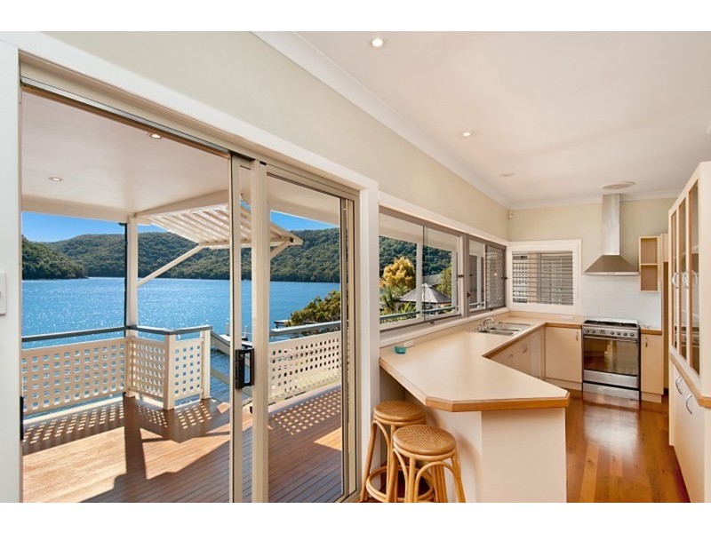 121-123 Taylor  Street, Woy Woy Bay NSW 2256