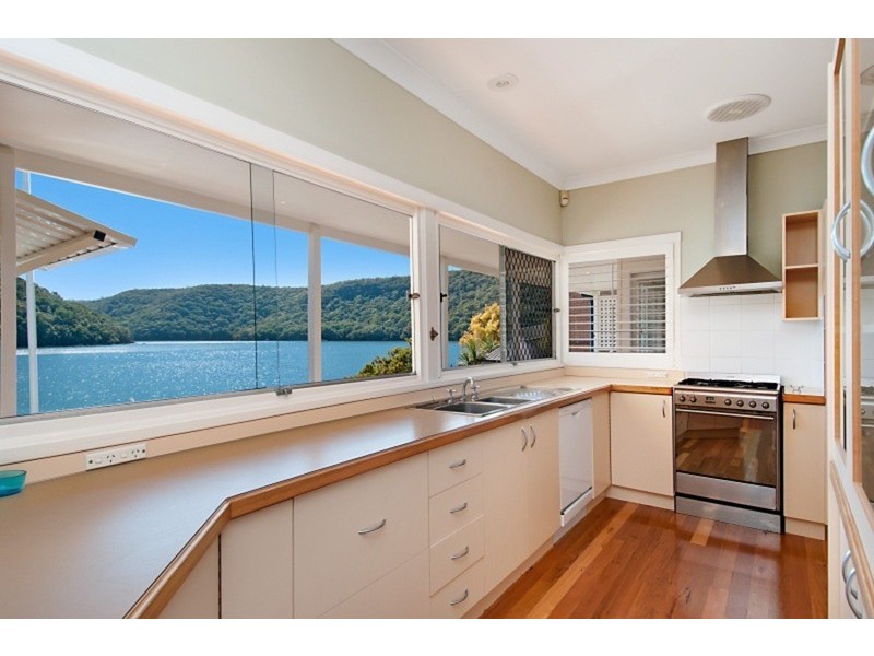 121-123 Taylor  Street, Woy Woy Bay NSW 2256