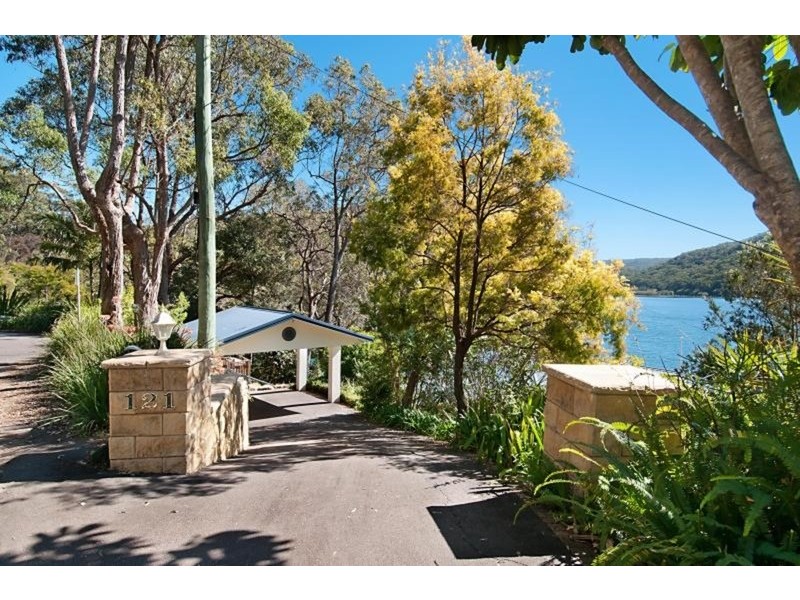 121-123 Taylor  Street, Woy Woy Bay NSW 2256
