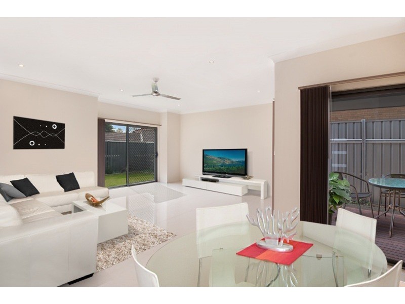 2/163 Booker Bay Road, Booker Bay NSW 2257