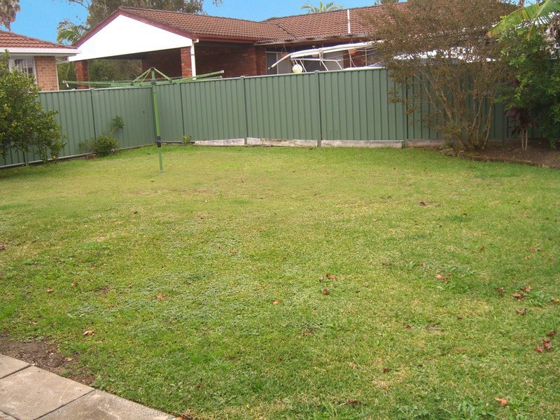 12 Beachfront Parade, St Huberts Island NSW 2257