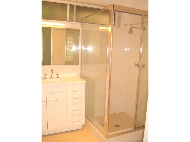 12 Beachfront Parade, St Huberts Island NSW 2257