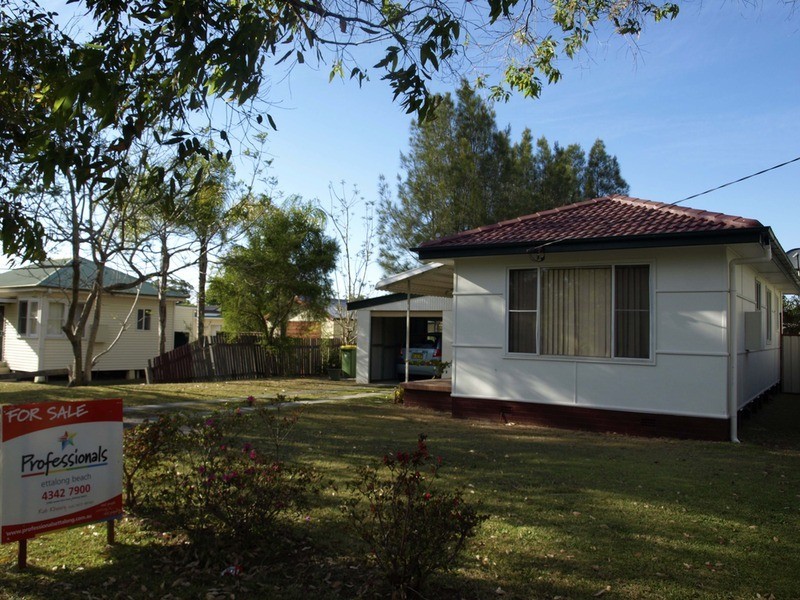 98 Gallipoli Avenue, Umina Beach NSW 2257