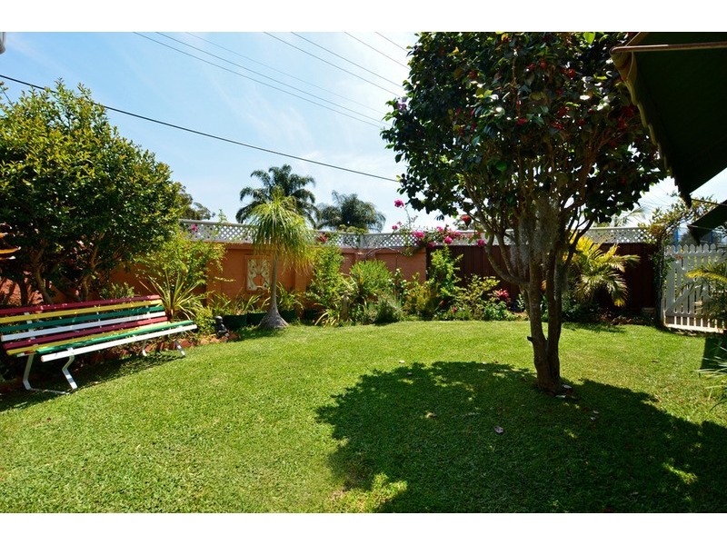 1/128 Trafalgar  Avenue, Umina Beach NSW 2257