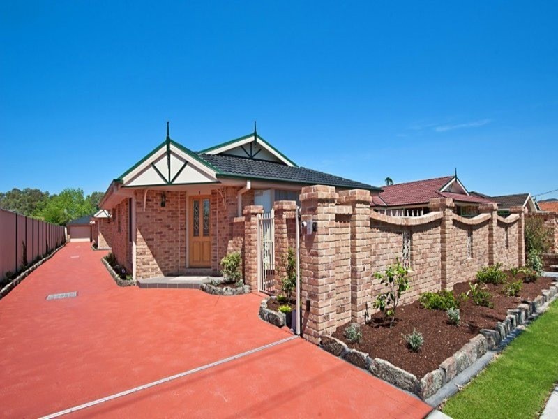 2, 3/24 Allfield  Road, Woy Woy NSW 2256