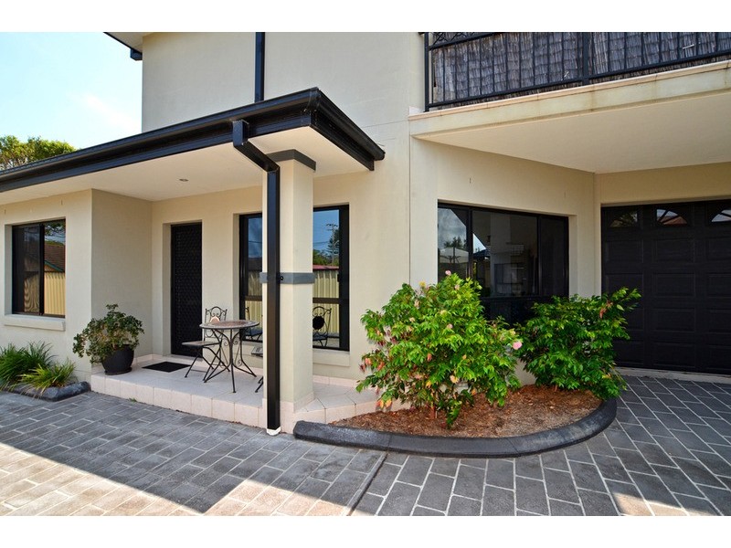 1/1 Warrah  Street, Ettalong Beach NSW 2257