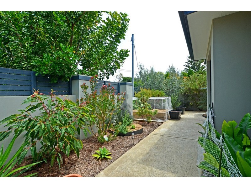 1/1 Warrah  Street, Ettalong Beach NSW 2257