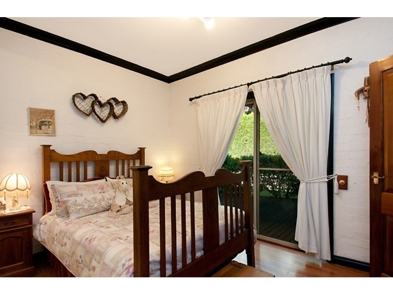 35 Daley Avenue, Daleys Point NSW 2257