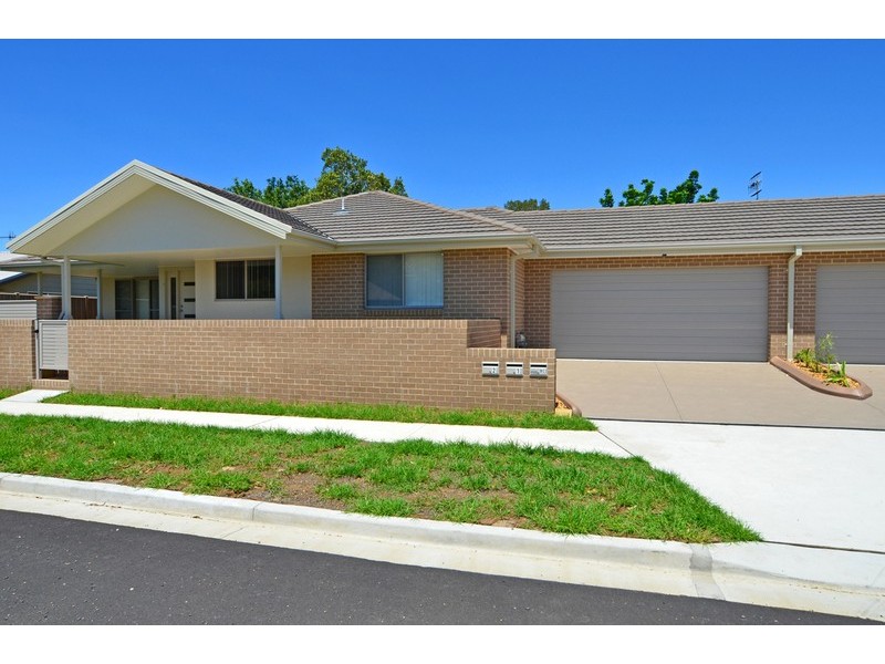 2/14 Davis Street, Booker Bay NSW 2257