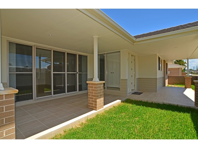 2/14 Davis Street, Booker Bay NSW 2257