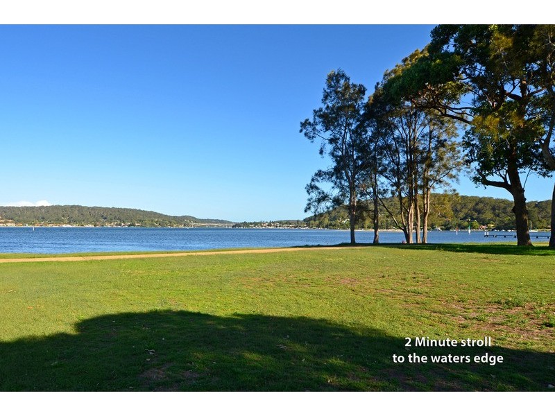 2/7 Farnell  Road, Woy Woy NSW 2256