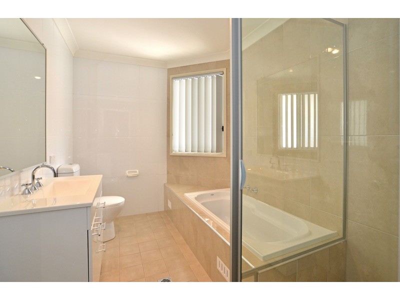 2/7 Farnell  Road, Woy Woy NSW 2256