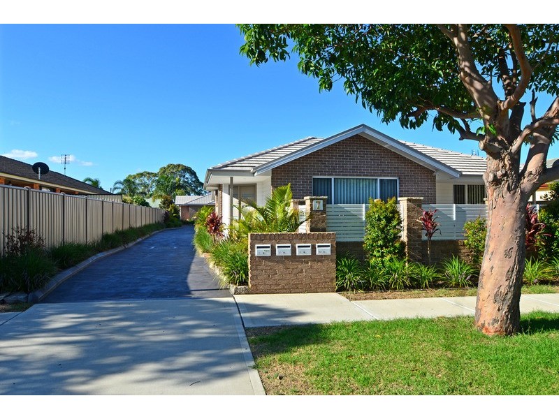 2/7 Farnell  Road, Woy Woy NSW 2256