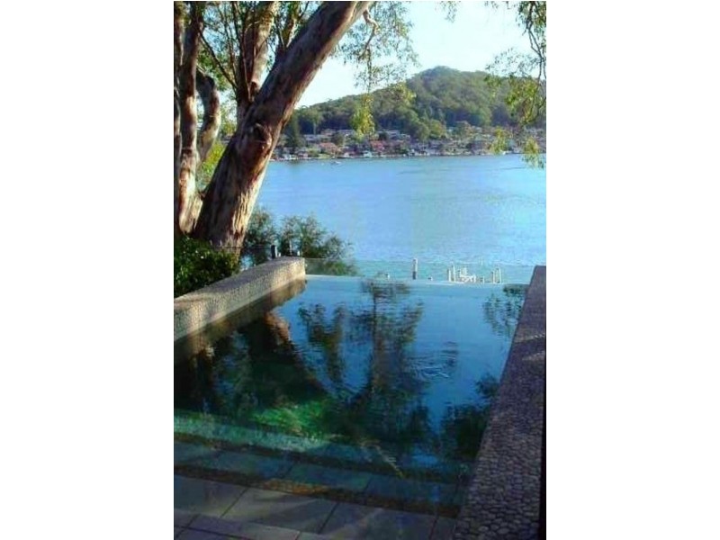 62 Daley  Avenue, Daleys Point NSW 2257