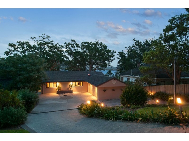 62 Daley  Avenue, Daleys Point NSW 2257