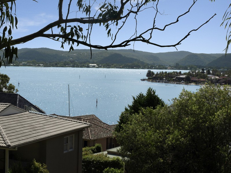 5 Tulani  Avenue, Daleys Point NSW 2257