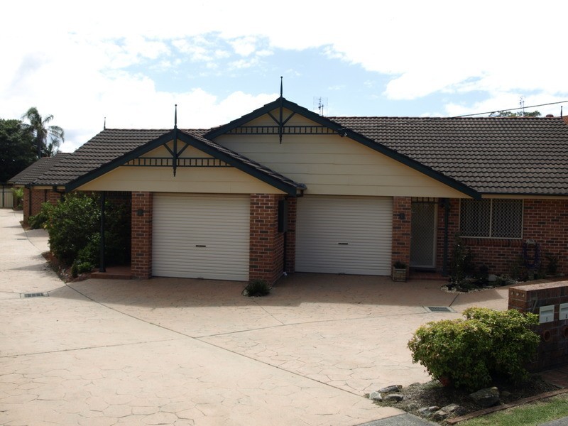 2/5-7 Park  Road, Woy Woy NSW 2256