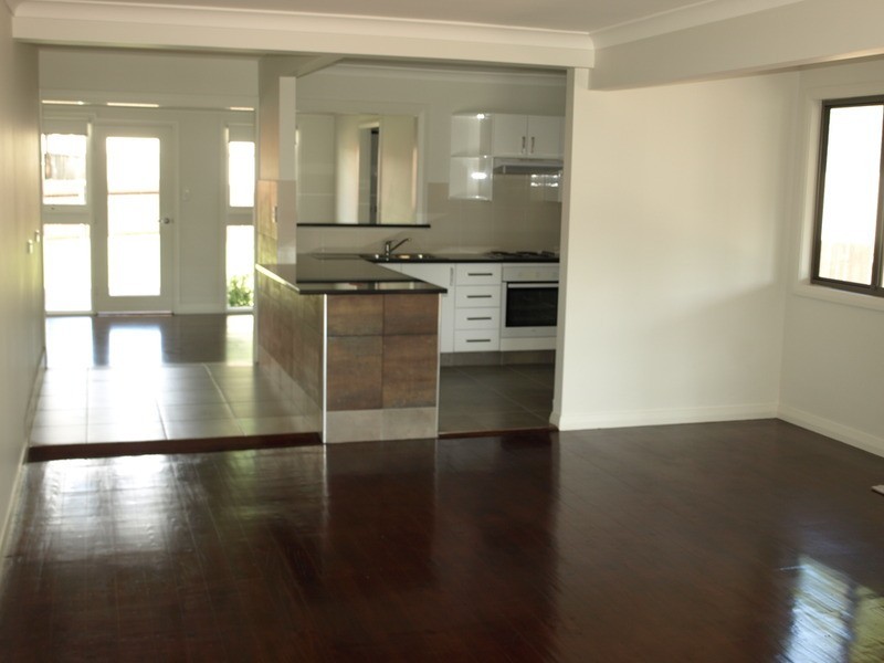7 Macleay Avenue, Woy Woy NSW 2256