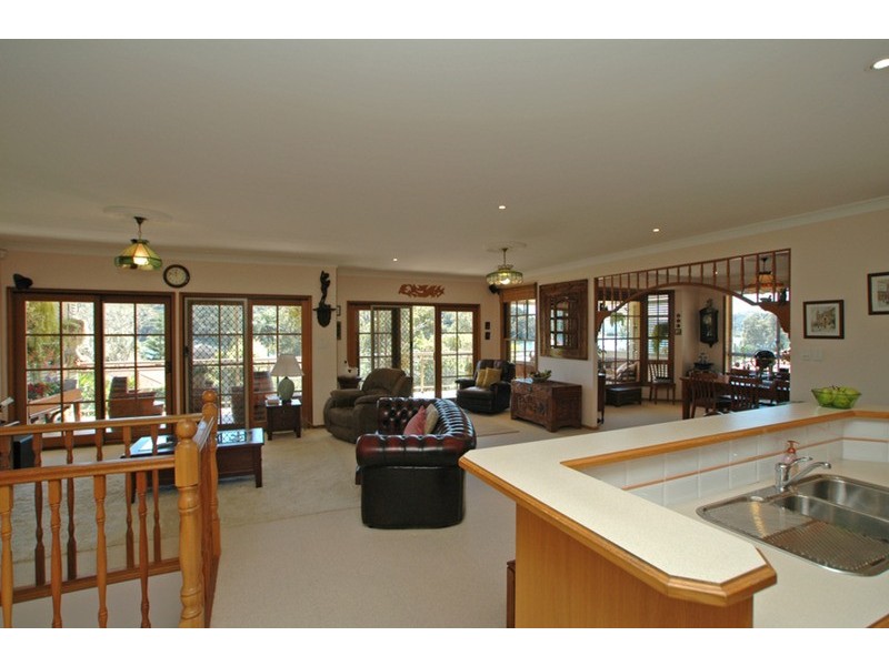 10 Taylor Street, Woy Woy Bay NSW 2256