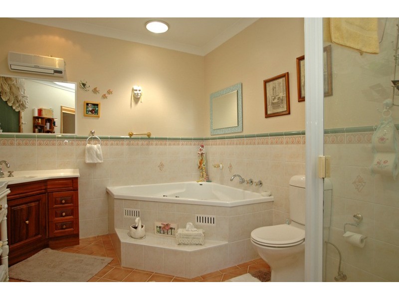 10 Taylor Street, Woy Woy Bay NSW 2256