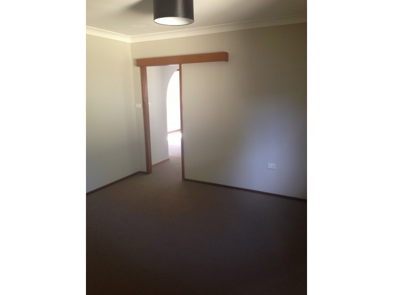 4 Wyalong Road, Blackwall NSW 2256