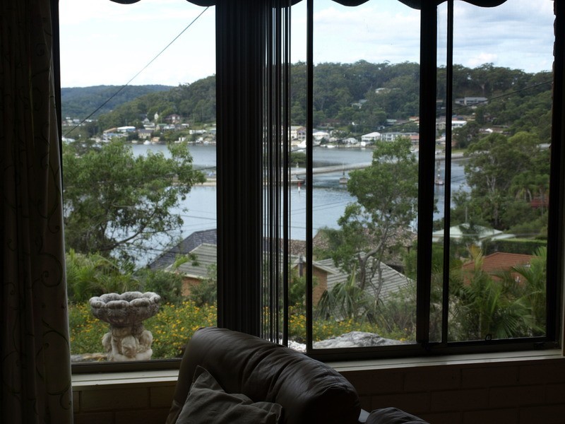 61 Daley Avenue, Daleys Point NSW 2257