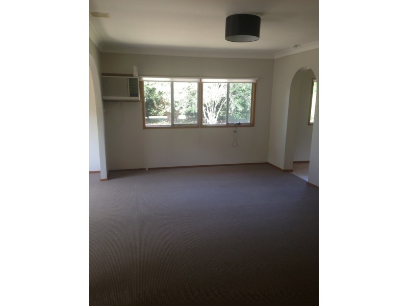4 Wyalong Road, Blackwall NSW 2256