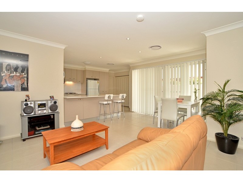 2/7 Farnell Road, Woy Woy NSW 2256