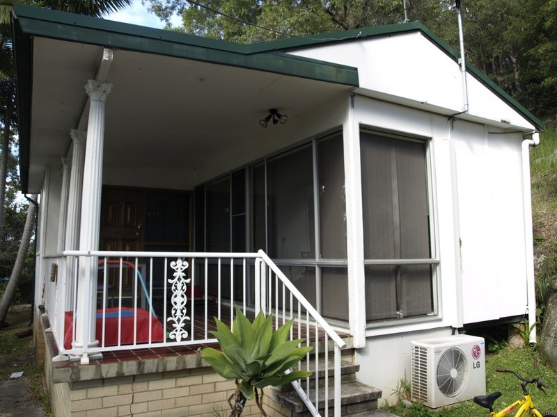 25-27 Nimala  Avenue, Koolewong NSW 2256