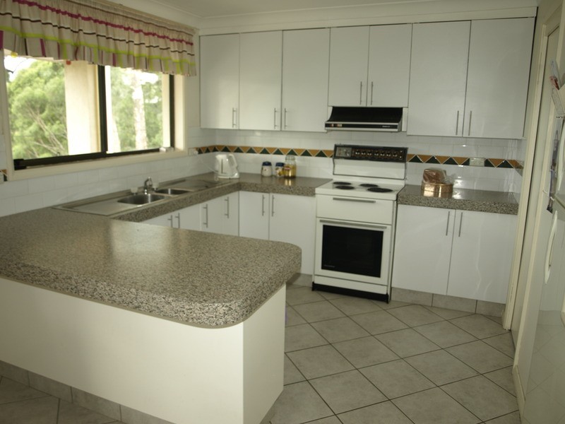 61 Daley Avenue, Daleys Point NSW 2257