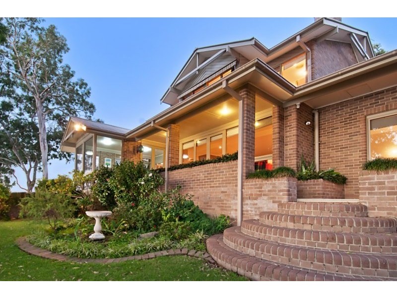 54  Daley Avenue, Daleys Point NSW 2257