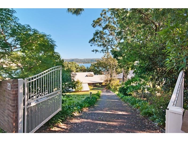 54  Daley Avenue, Daleys Point NSW 2257