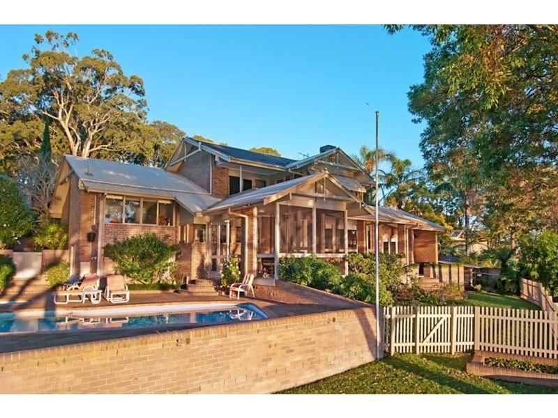 54  Daley Avenue, Daleys Point NSW 2257