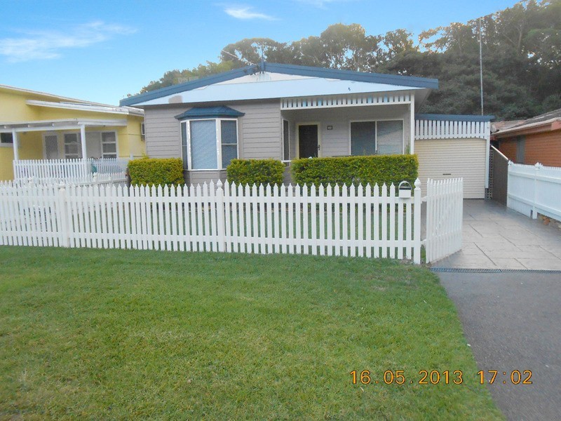 13 Yarrabin Road, Umina Beach NSW 2257