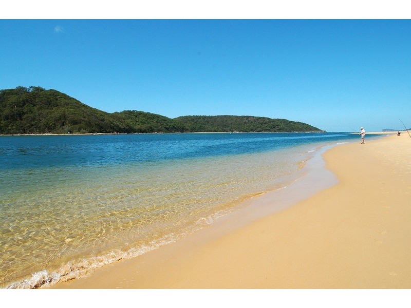 36 Beach Street, Ettalong Beach NSW 2257