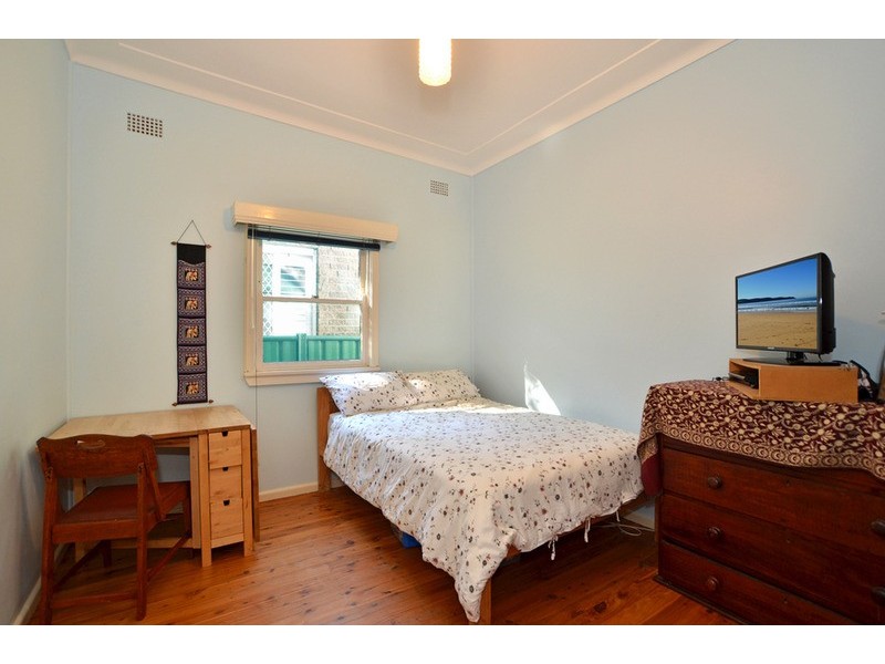 13 Cowper Road, Umina Beach NSW 2257