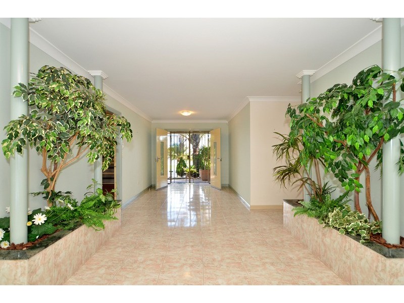 15 helmsman Boulevard, St Huberts Island NSW 2257