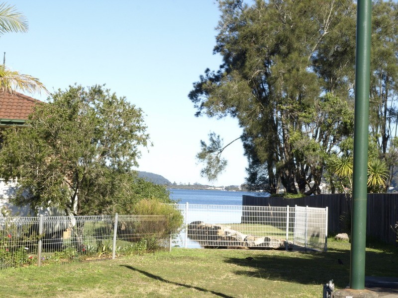 24 Victory  Parade, Tascott NSW 2250