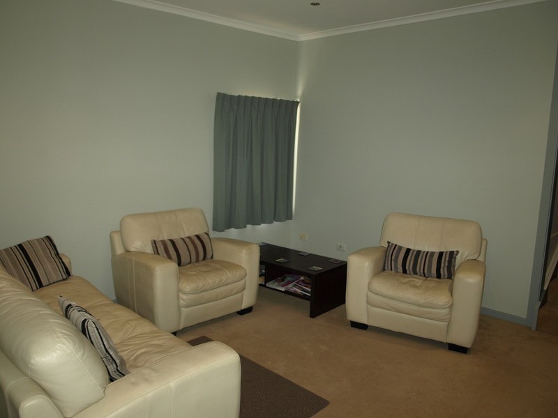 24 Victory  Parade, Tascott NSW 2250