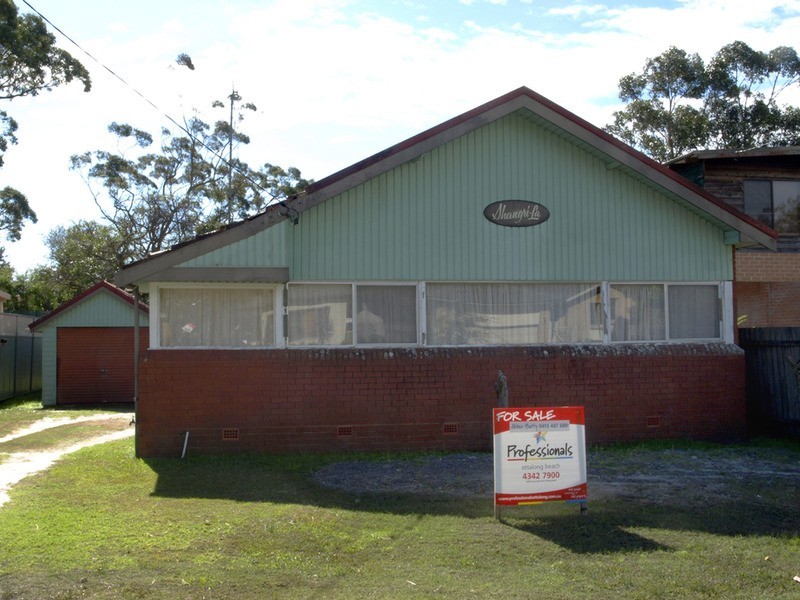 6 Boongala Avenue, Empire Bay NSW 2257