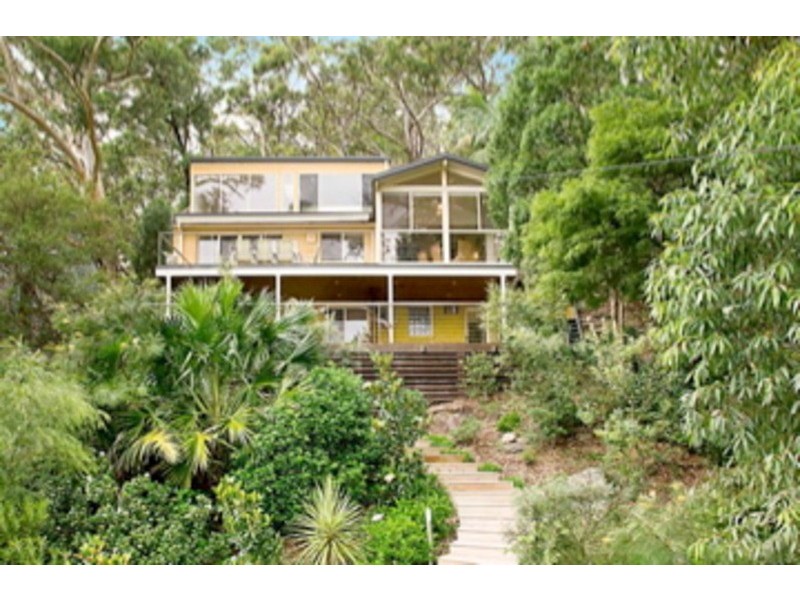 7 Daley Avenue, Daleys Point NSW 2257