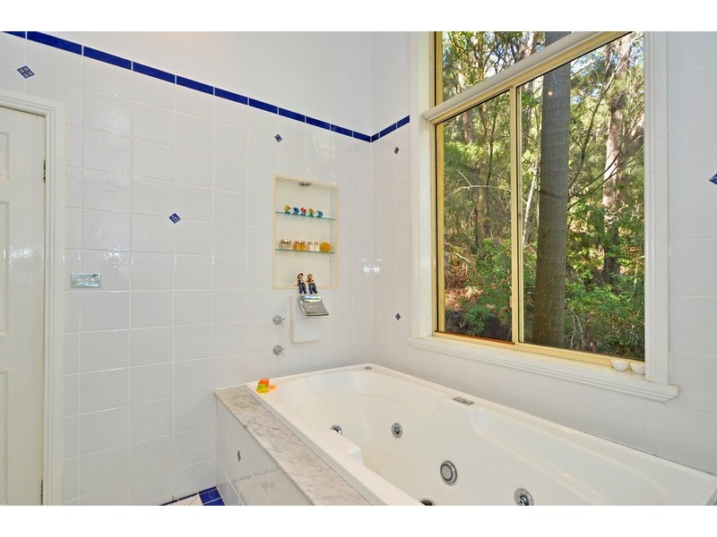 7 Daley Avenue, Daleys Point NSW 2257