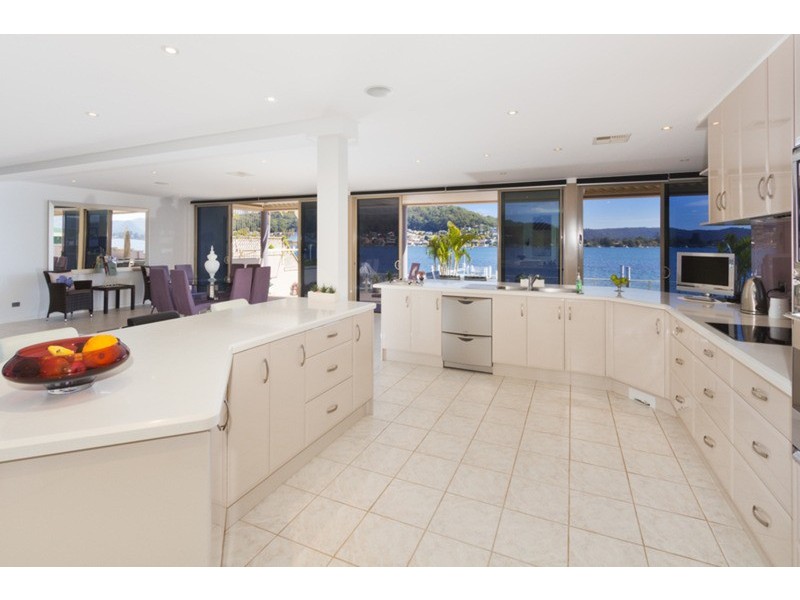 10 Mercator  Parade, St Huberts Island NSW 2257