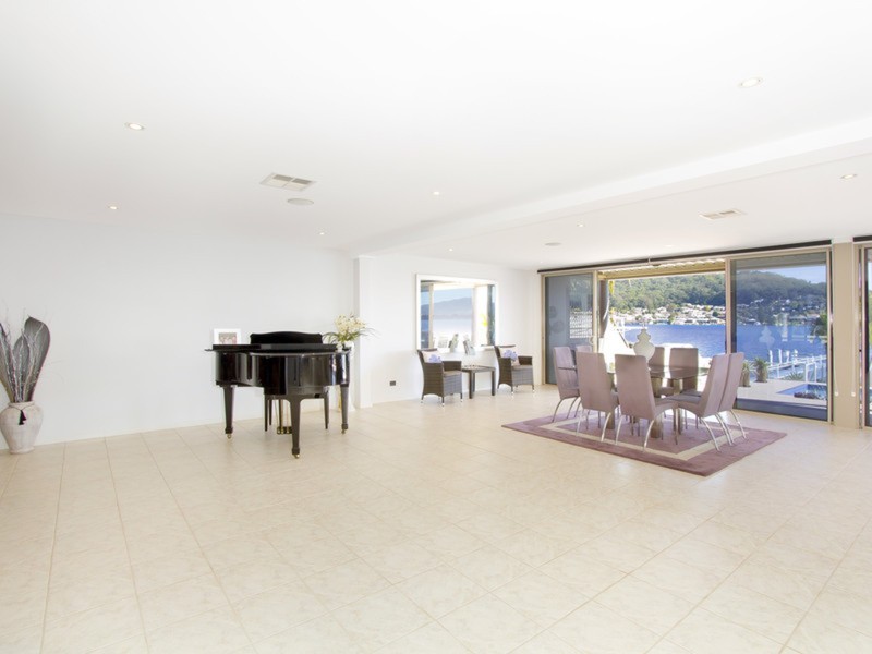 10 Mercator  Parade, St Huberts Island NSW 2257