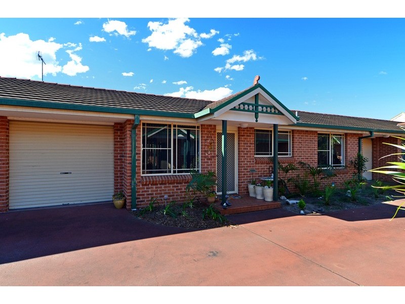 2/47-49 Webb  Road, Booker Bay NSW 2257