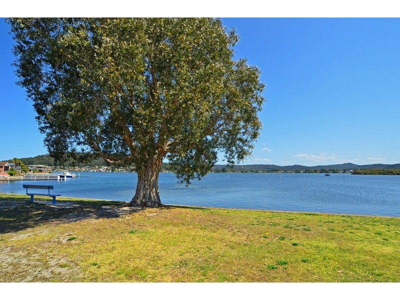 1/15 Weatherly  Parade, St Huberts Island NSW 2257