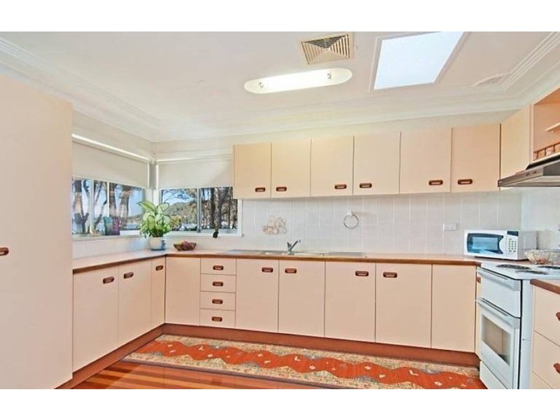 2B Bowden Road, Woy Woy NSW 2256